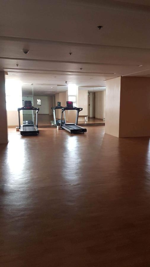 101 Newport Blvd C2 4F By Rechelle Nunag Pasay Eksteriør bilde